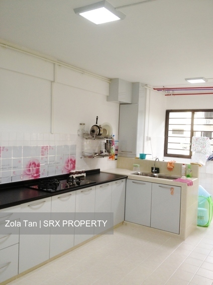 Yishun Street 21 thumbnail photo